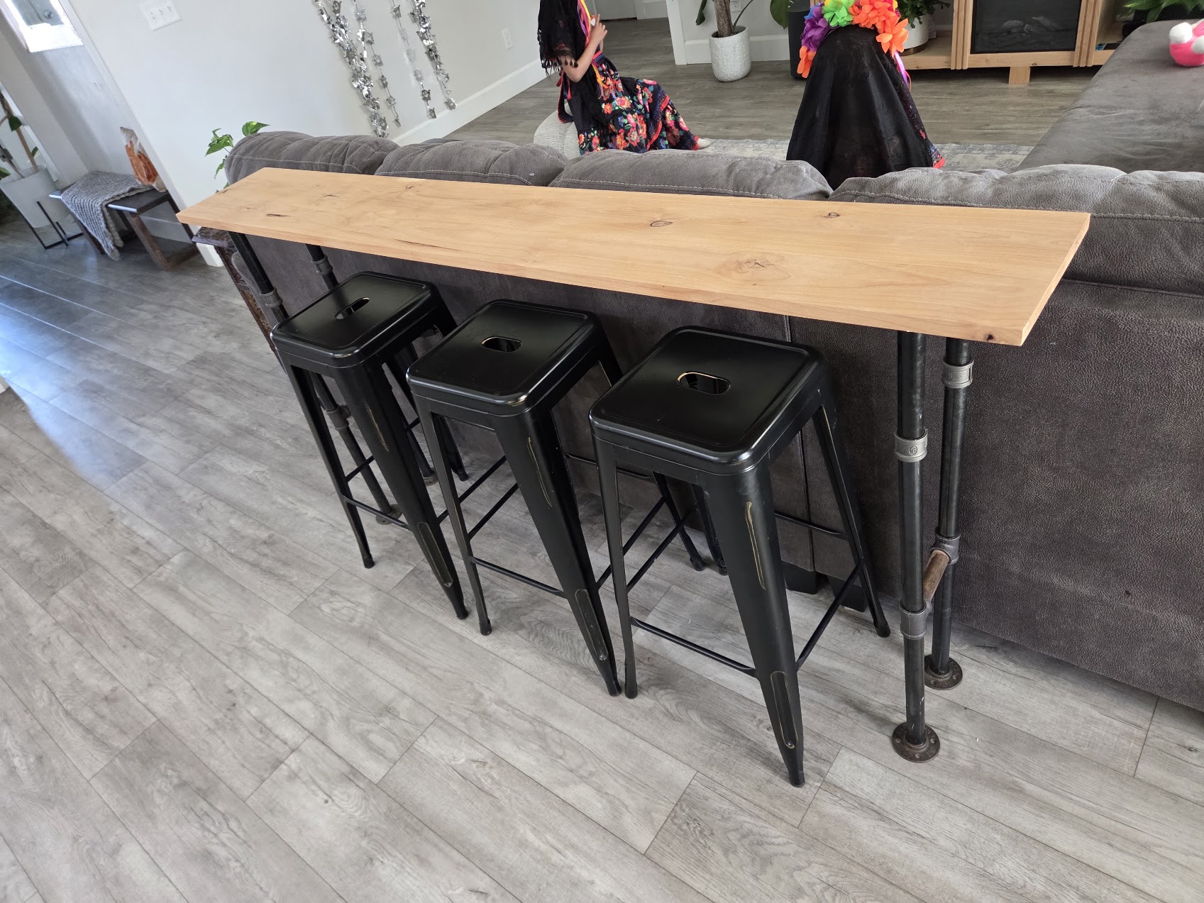 Long skinny table